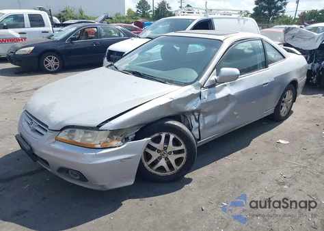 2001 Honda Accord 3.0 Ex z USA, uszkodzony, nr VIN 1HGCG22581A008681